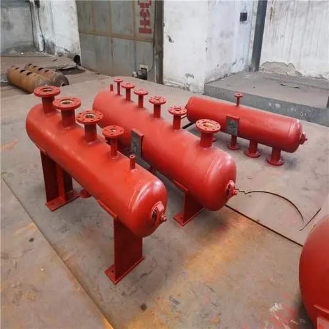 云岩分集水器安装高度